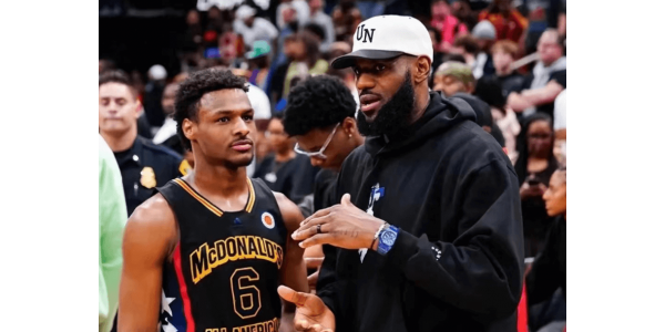 Bronny James provar för Lakers