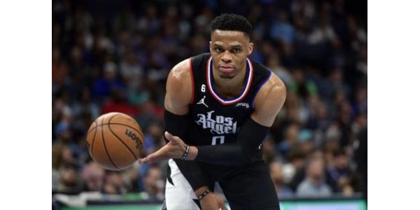 Russell Westbrook är tillbaka i sin bästa ålder Russell Westbrook är tillbaka i sin bästa ålder