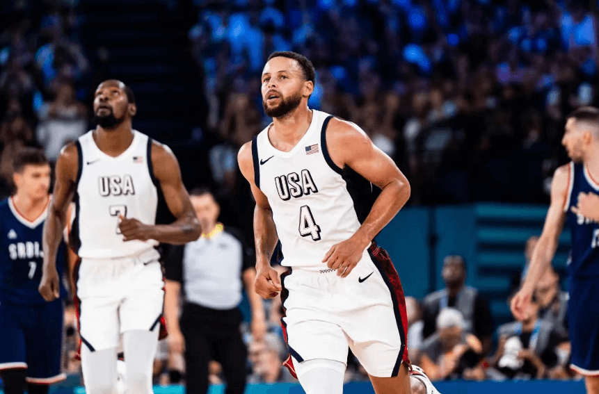 Fyra superstjärnor leder det amerikanska herrlaget i basket till OS-slutspelet