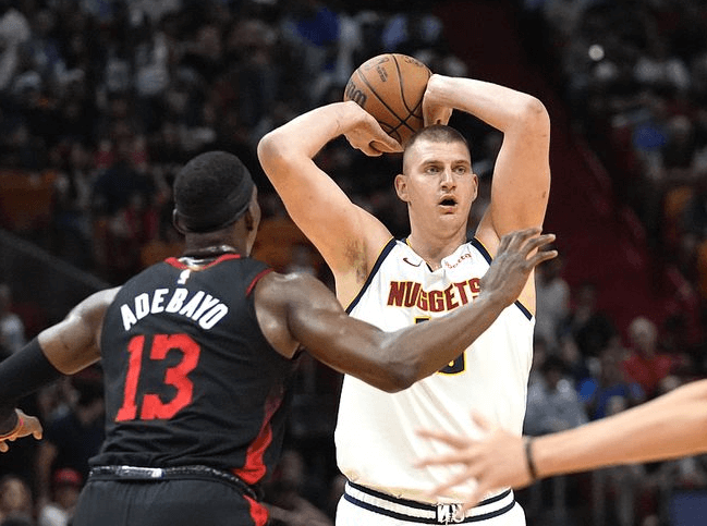 Nuggets stiger till första plats i Western Conference