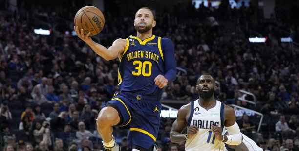 Stephen Curry borta i veckor med skada